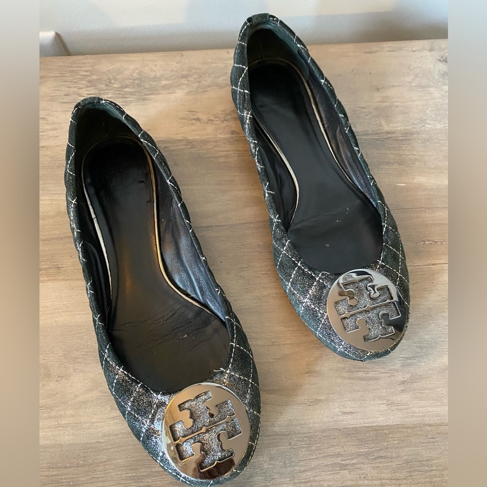 Tory Burke Woven Gunmetal Gray Flats w/TB Medallion - Size 9.5
